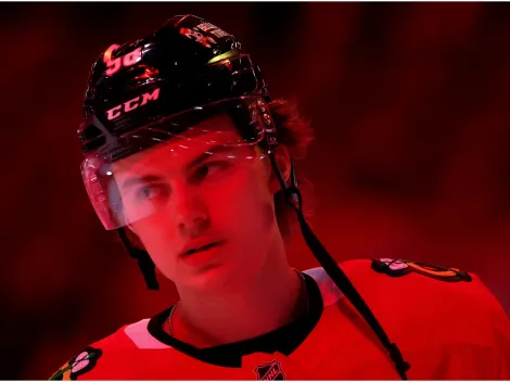 Bedard's Blackhawks sign veteran with Panthers background to help out in different role