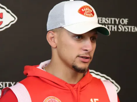 Patrick Mahomes had no words about Trey Smith’s record-breaking contract extension with Chiefs