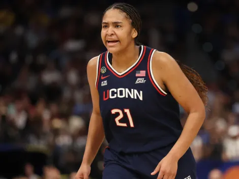 Sarah Strong explains why Geno Auriemma is the best coach for her