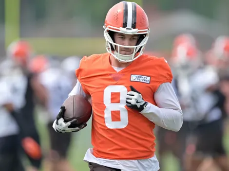 Stefanski gives blunt answer on Pickett's return to Browns' practices amid quarterback battle with Sanders