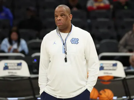 Analyst explains why Hubert Davis is on the hot seat at UNC