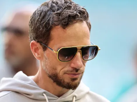 Mike McDaniel once again addresses job security as Dolphins are 0-2 with loss to Patriots