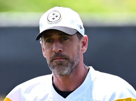 Mike Tomlin makes blunt admission on Aaron Rodgers participating in risky plays