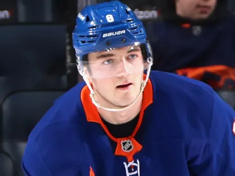 Canadiens receive injury update after Dobson exits preseason game vs Auston Matthews' Maple Leafs