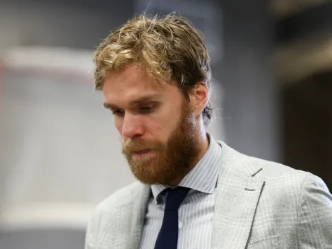 McDavid facing deadline to sign reportedly preferred extension with Oilers