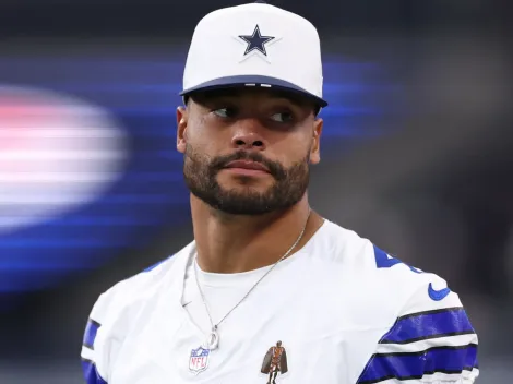 Cowboys’ Dak Prescott receives support from a teammate after facing heavy criticism