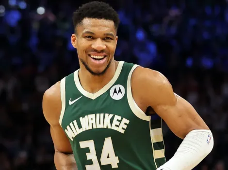 Is Giannis Antetokounmpo playing tonight for Bucks vs Heat in 2025-26 NBA preseason?