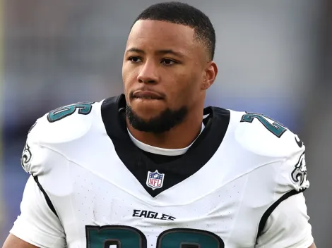 Saquon Barkley listed with knee injury: Eagles’ RB depth chart behind him