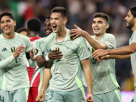 How many fans are attending Mexico vs Colombia at AT&T Stadium today, Oct. 11?