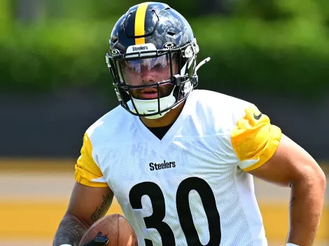 Is Jaylen Warren playing TNF tonight for Steelers vs Bengals in Week 7 of 2025 NFL season?