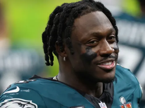 Rob Gronkowski links AJ Brown to Patriots