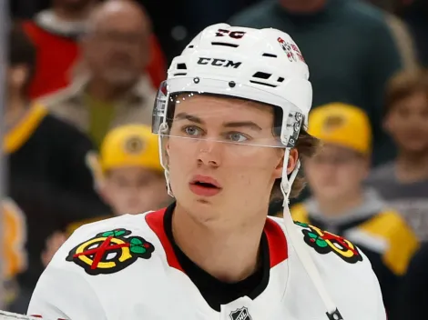 Bedard delivers bold message for Blashill, Blackhawks about growing pains