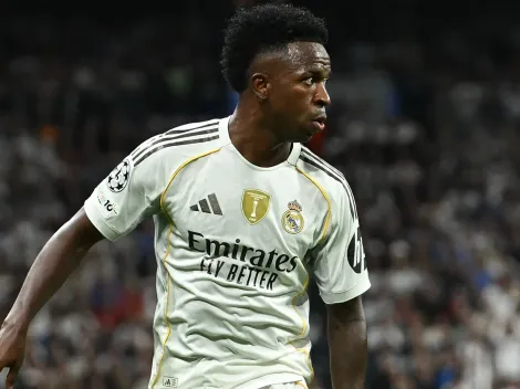 Video: Vinicius Jr leaves Real Madrid vs Barcelona visibly angry after being subbed off