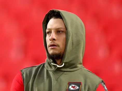 Mahomes reveals 2 words he told Kelce after drop, before Chiefs' win vs Commanders