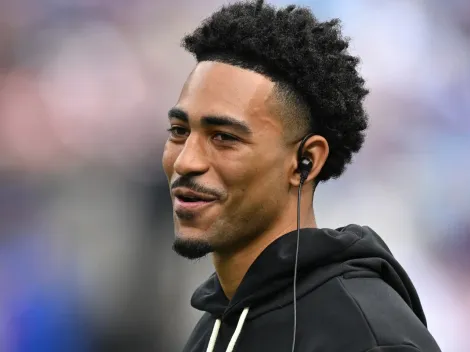 Is Bryce Young playing today for Panthers vs Packers in Week 9 of 2025 NFL season?