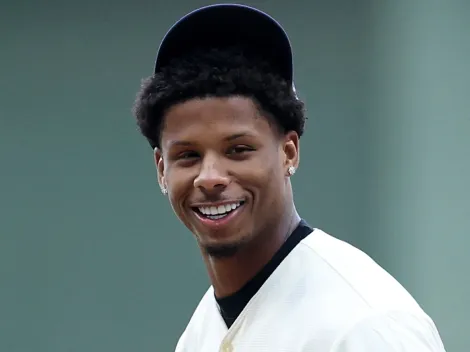 Is Matthew Golden playing today for the Packers against Giants in Week 11 of 2025 NFL season?