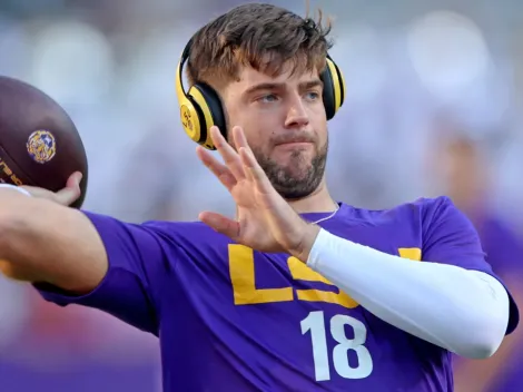 Is Garrett Nussmeier playing today for LSU vs Western Kentucky?