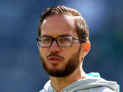 What happens if the Dolphins lose or win against the Jets today?