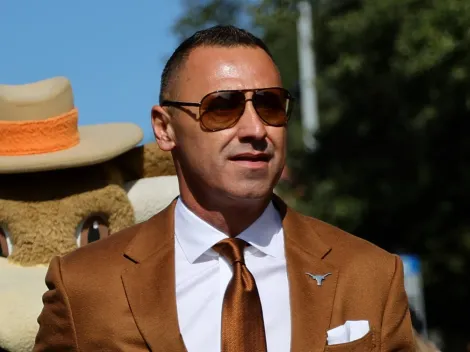 With Manning's NFL Draft decision unclear, Sarkisian learns a QB isĀ leavingĀ Texas