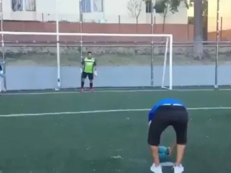 ¡Un golazo de penal nunca visto!