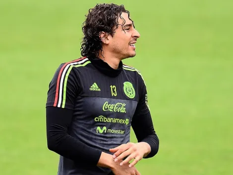 Con la bendición de sus antecesores: "Ochoa parte con ventaja en el Tri"