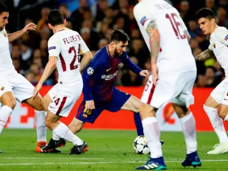 La postal de siempre: la foto de Messi rodeado por ocho jugadores de Roma