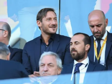 Totti, exultante con el histórico triunfo de la Roma