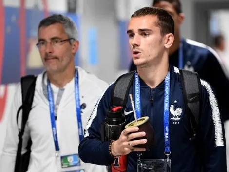 ¿Para molestar a Suárez? ¡Griezmann llegó al estadio tomando mate!