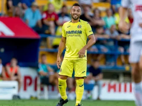 El Villarreal presentó a Santi Cazorla con un truco de magia