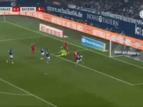 Qué hiciste, James: quedó solo en el área chica, sin arquero ¡y lo erró!