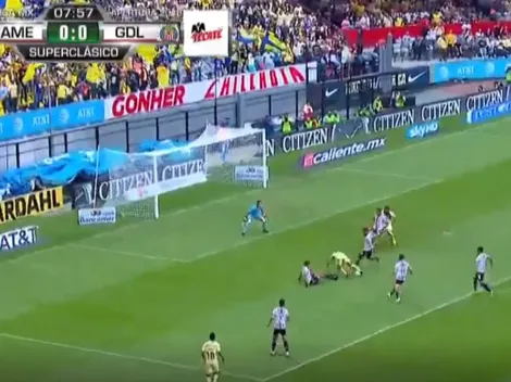 América ya pidió un penal a favor a los 10 minutos