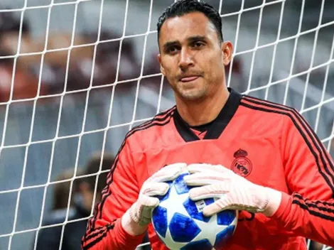 Es martes de Champions League y Keylor Navas lo sabe