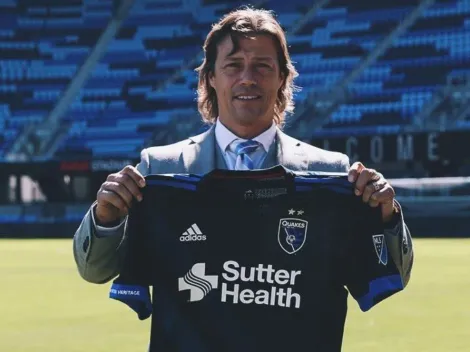 Matías Almeyda vuelve a lucir su mejor sonrisa y hace llorar a todo el Rebaño