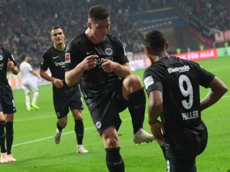 Pirueta voladora de Jovic para un golazo inolvidable en la Bundesliga