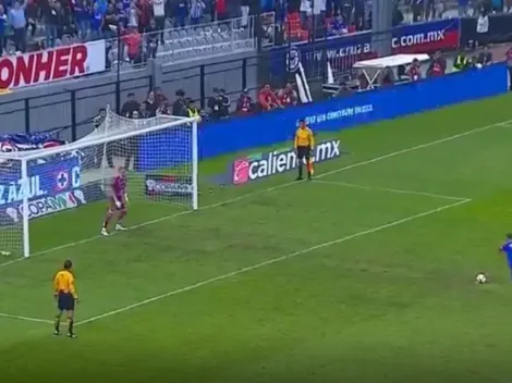 EL MOMENTO: Cauteruccio cruzó el remate y devolvió a Cruz Azul a una final