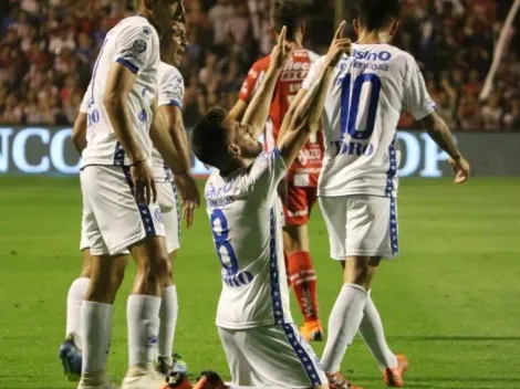 Godoy Cruz goleó a Unión y le sacó la chance de ser el líder de la Superliga