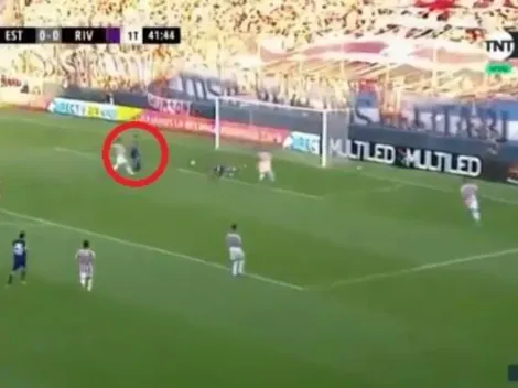 Para agarrarse la cabeza: Pratto desperdició un gol con el arco libre