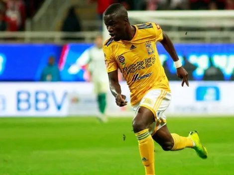 ¡Picante! Enner Valencia defendió a su representante