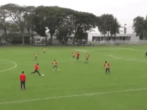 En el entrenamiento de Chivas, Pulido sorprendió a Gudiño desde mitad de cancha