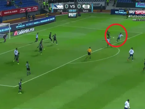 Pablo González la agarró de volea en la puerta del área para marcar un golazo y darle la ventaja a Puebla