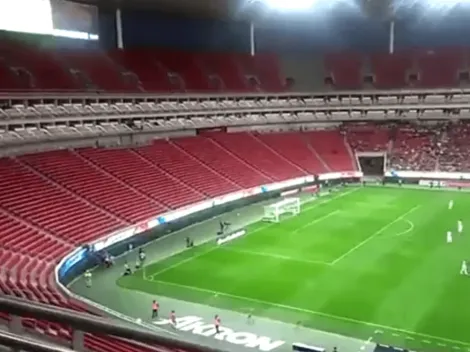 El Estadio Akron sorprendió por la poca gente que se acercó a ver el duelo frente a Cimarrones