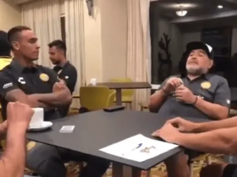 El loco más lindo de todos: Diego Maradona cantó falta envido con 20