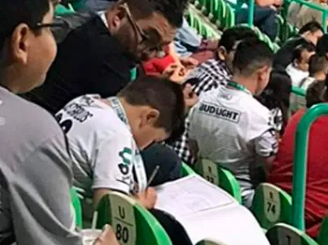 Que la pasión no mate las responsabilidades: Niño alienta a Santos mientras hace la tarea