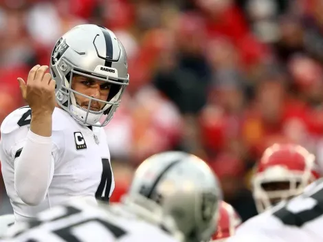 Derek Carr recluta a Antonio Brown a los Raiders