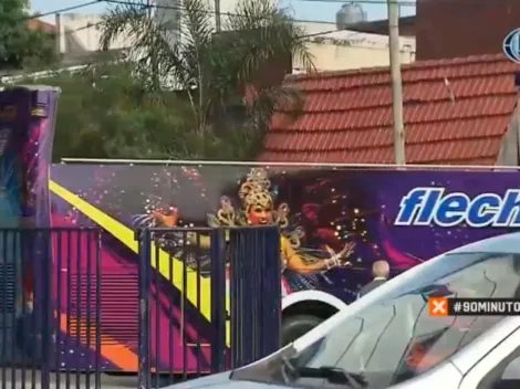 Captaron infraganti al micro de Racing 'campeón'