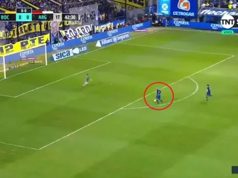 ¡Devuelvan al verdadero Benedetto! Le quedó el gol servido tras un blooper pero hizo cualquier cosa