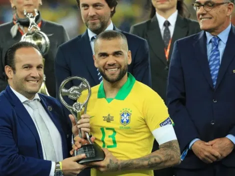 Lo amamos: Dani Alves está sin club y se ofrece en Instagram