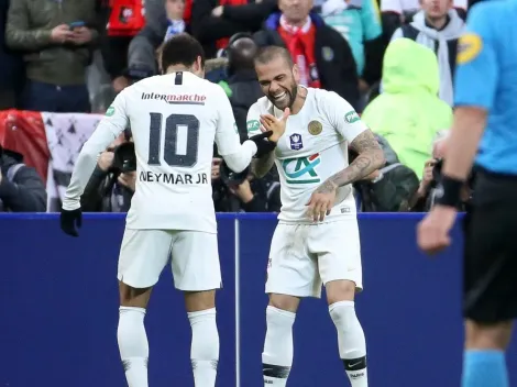 Dani Alves buscó trabajo en Instagram y Neymar le contestó con emojis