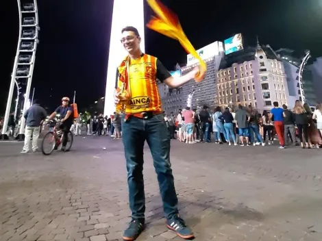 Hincha del Pereira celebró el ascenso en el obelisco de Buenos Aires