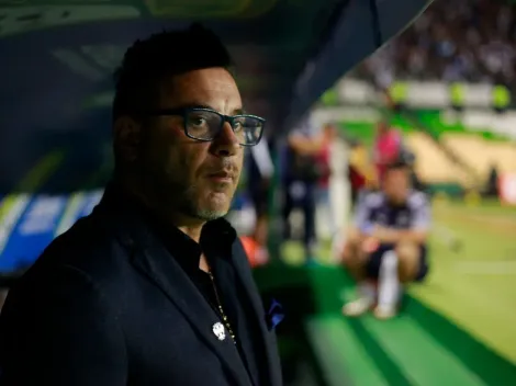 Mohamed cree que la expulsión fue determinante en el partido